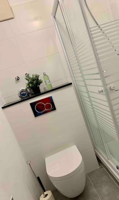 Schoene Zentrale Wohnung Naehe Hb Germersheim Extérieur photo